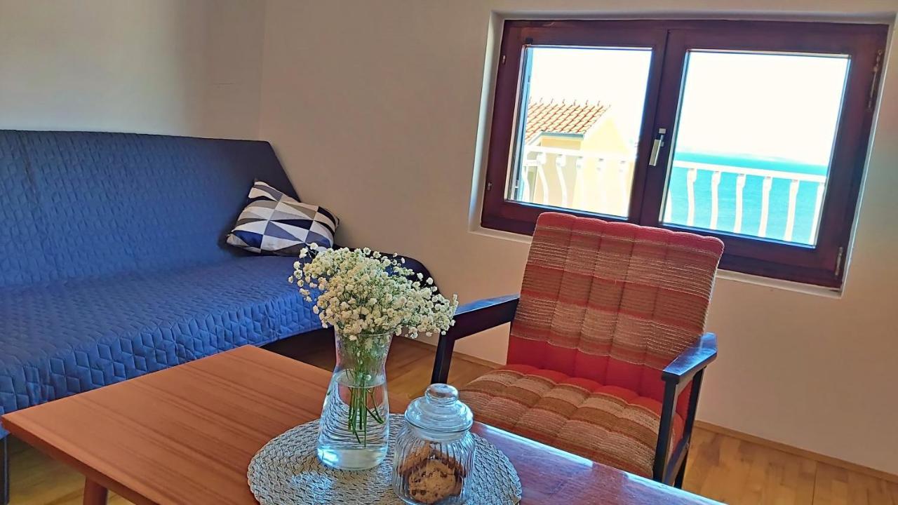 Apartment Roscic 奥米什 外观 照片