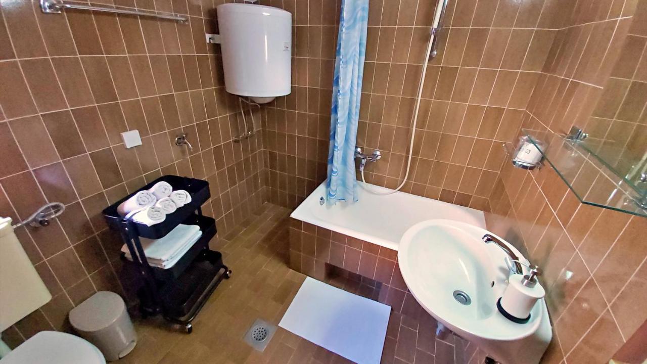 Apartment Roscic 奥米什 外观 照片